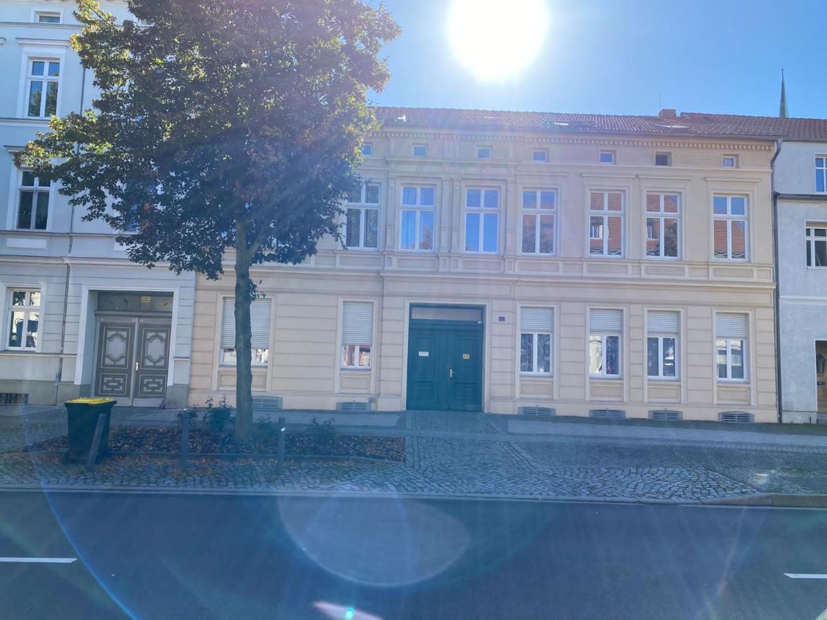 Fewo Bismarck 32 - 1Raum Stendal Exterior foto